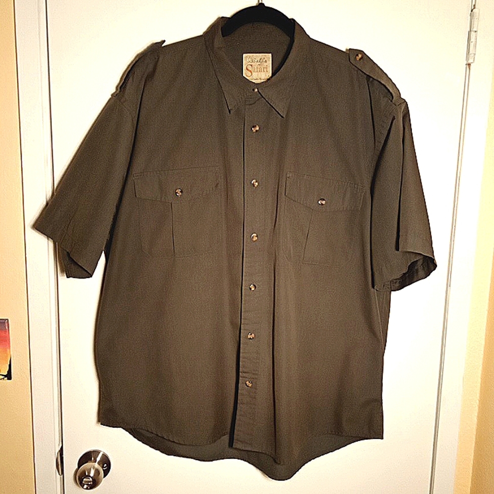 Cabela's Men size XL short sleeve safari shirt